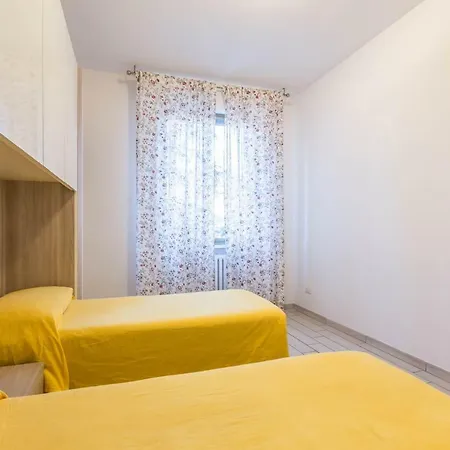 Apartment Green Kharkov || The Place Bo