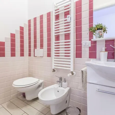 Apartment Green Kharkov || The Place Bo *