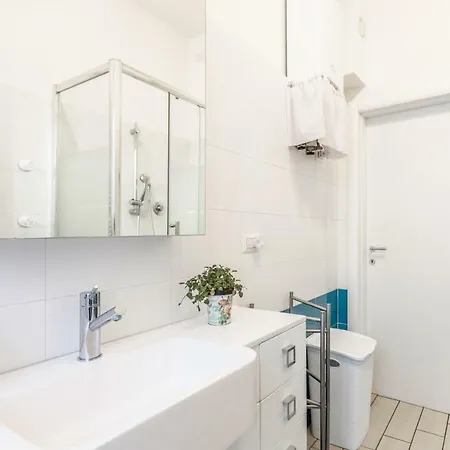 Apartment Green Kharkov || The Place Bo Bologna