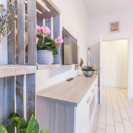 Green Kharkov || The Place Bo Apartment *